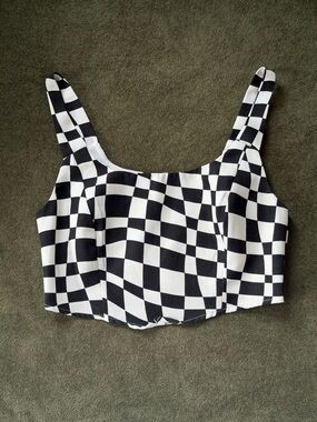 Le Lis Black and White Checkerboard Crop Top